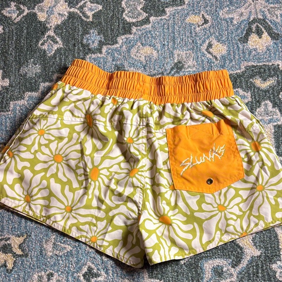 Flower Slunks - Picture 2 of 3